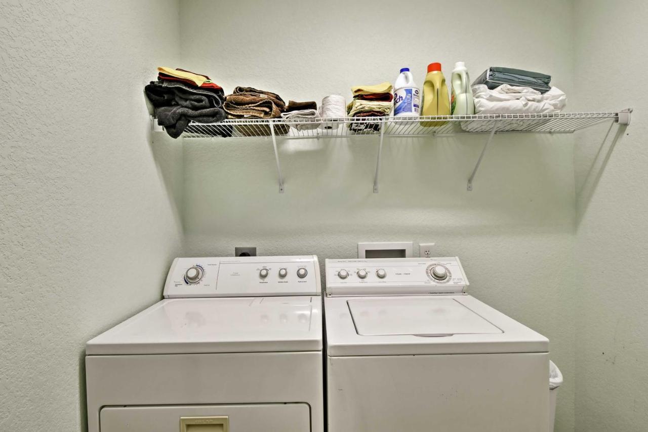 הוילה Pet-Friendly Sebring Escape With Yard And Pool Access מראה חיצוני תמונה